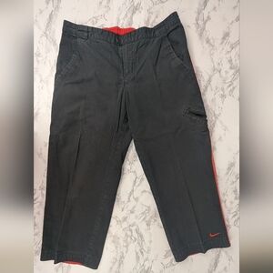 Nike Size Medium (8-10) Women's Vintage Capri Elastic Waistband Pants Black